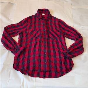 Harper Heritage Red & Black Plaid Button-Up Shirt – Size Small